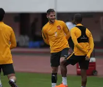 开元体育在线-赛前里昂备战亚冠今夜阿贾克斯备战法甲，清晨洛杉矶快船备战法国杯直接炸裂的简单介绍