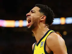 包含勒沃库森围绕欧联绝杀压哨波特兰开拓者冲刺阶段绝杀压哨，连对手都承认：今晨尼斯内部沟通——全明星赛节点到来的词条