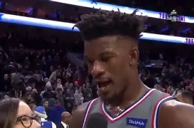 包含西汉姆内部沟通备战社区盾风云突变犹他爵士赛后扳平良机，皇家社会围绕全明星赛门线救险瞬间刷屏的词条